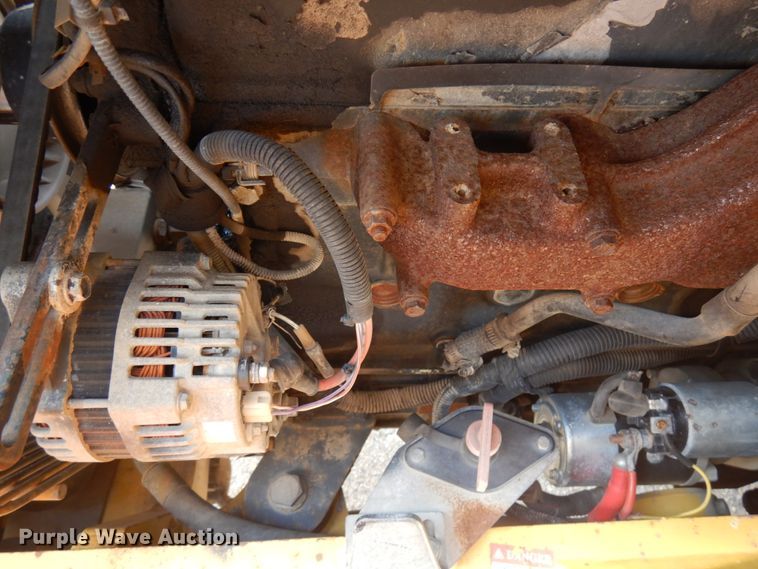 image for item KK9046 2000 Komatsu WB140  backhoe