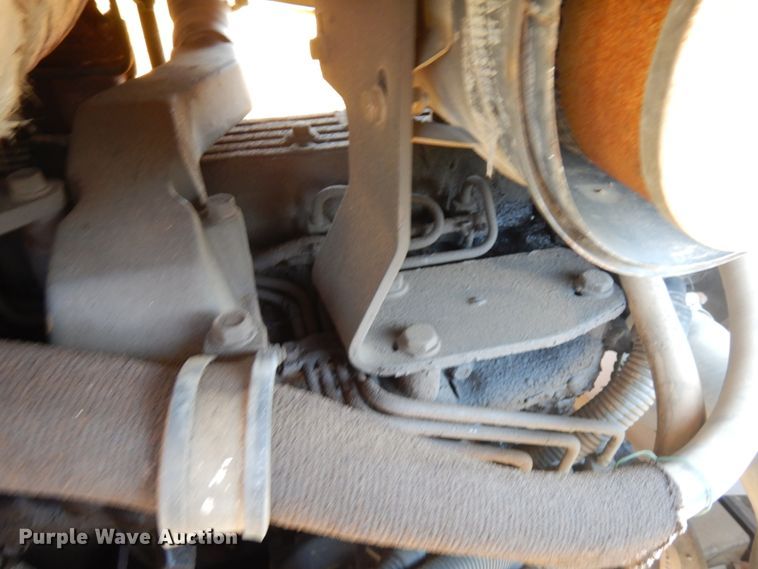 image for item KK9046 2000 Komatsu WB140  backhoe