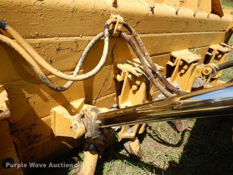 image for item KK9122 Caterpillar D7  dozer