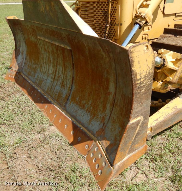 image for item KK9122 Caterpillar D7  dozer