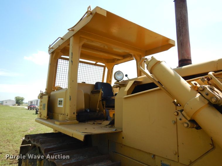 image for item KK9122 Caterpillar D7  dozer