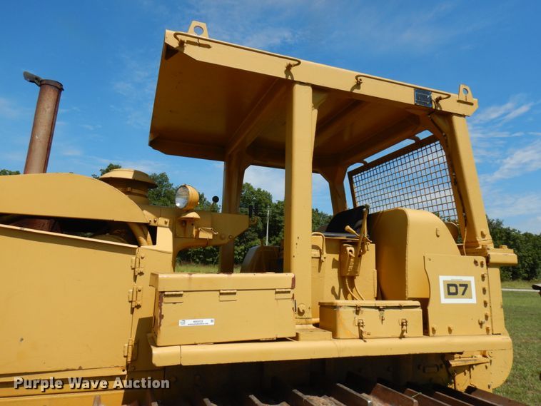 image for item KK9122 Caterpillar D7  dozer