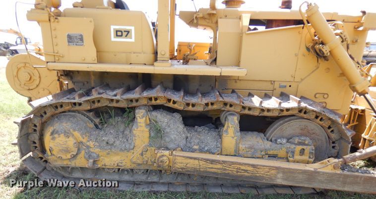 image for item KK9122 Caterpillar D7  dozer