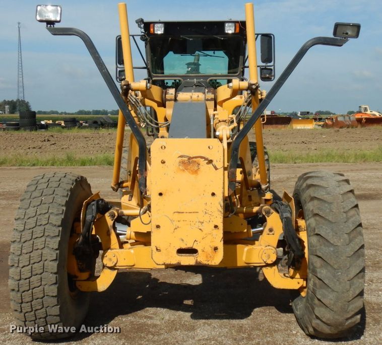 image for item KK9123 2002 Volvo G726  VHP motor grader