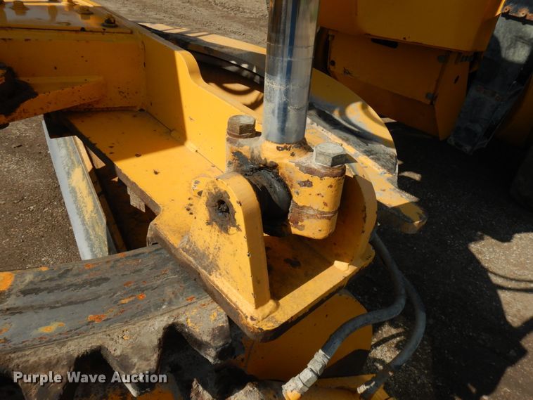 image for item KK9123 2002 Volvo G726  VHP motor grader