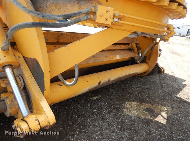 image for item KK9123 2002 Volvo G726  VHP motor grader