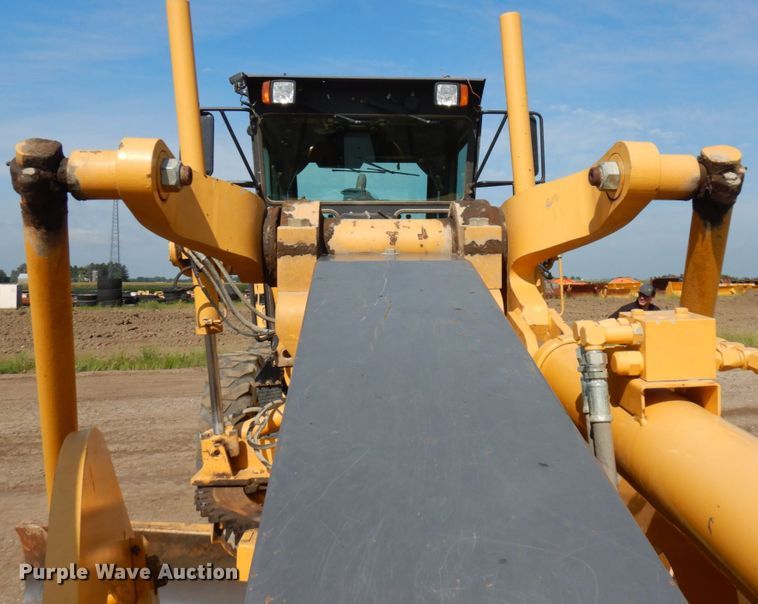 image for item KK9123 2002 Volvo G726  VHP motor grader