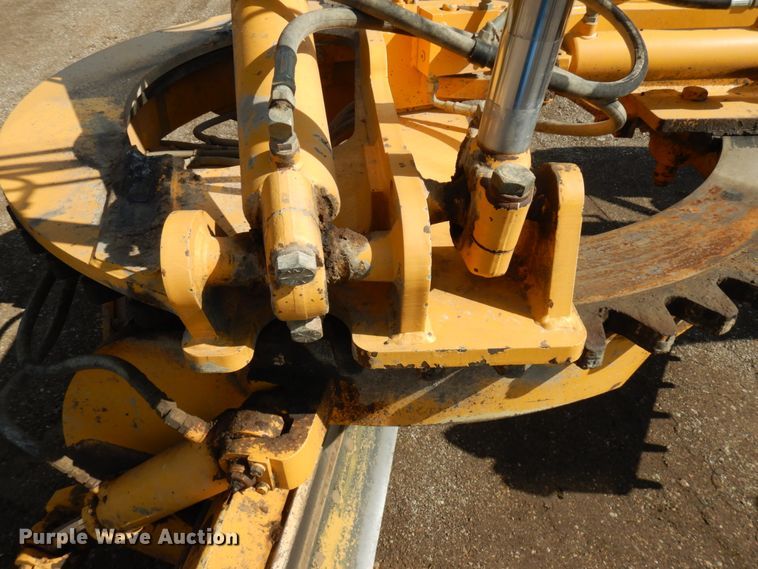 image for item KK9123 2002 Volvo G726  VHP motor grader