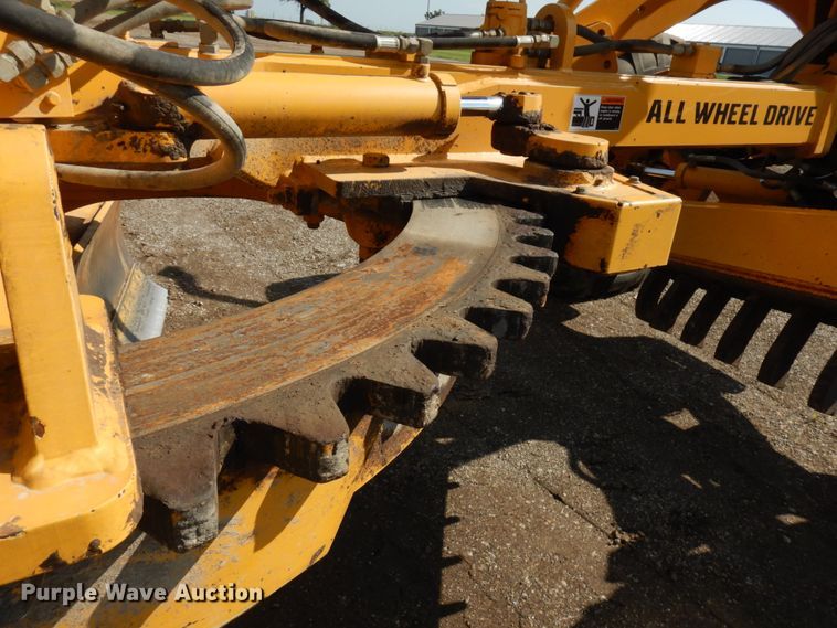 image for item KK9123 2002 Volvo G726  VHP motor grader