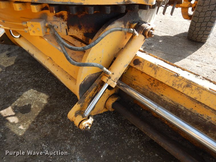 image for item KK9123 2002 Volvo G726  VHP motor grader