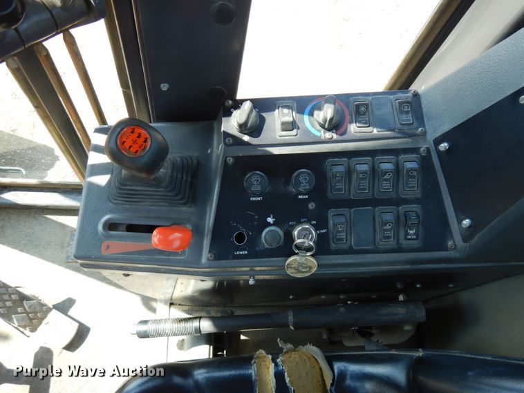 image for item KK9123 2002 Volvo G726  VHP motor grader