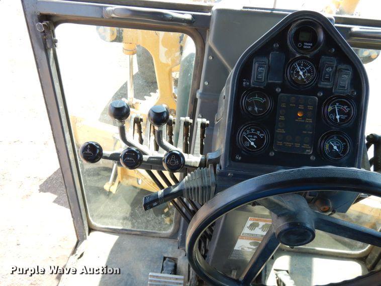 image for item KK9123 2002 Volvo G726  VHP motor grader