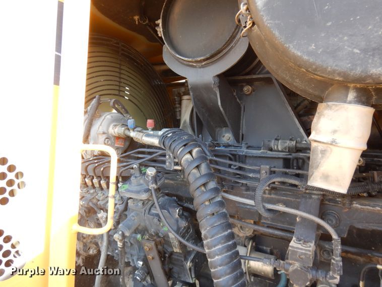 image for item KK9123 2002 Volvo G726  VHP motor grader