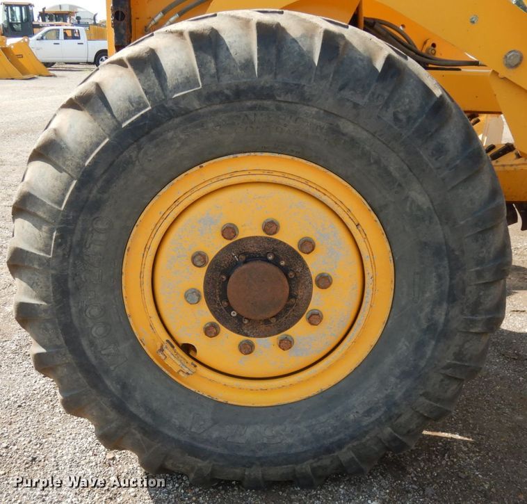 image for item KK9123 2002 Volvo G726  VHP motor grader