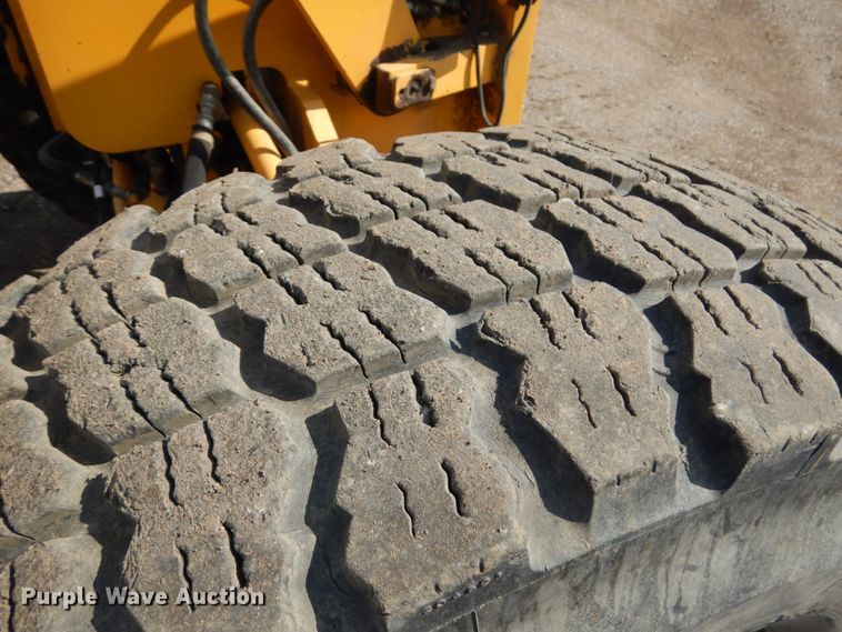 image for item KK9123 2002 Volvo G726  VHP motor grader