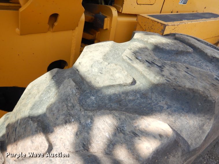 image for item KK9123 2002 Volvo G726  VHP motor grader