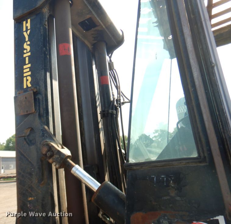 image for item KK9132 Hyster  forklift