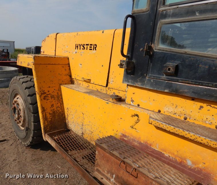 image for item KK9132 Hyster  forklift