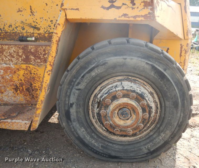 image for item KK9132 Hyster  forklift