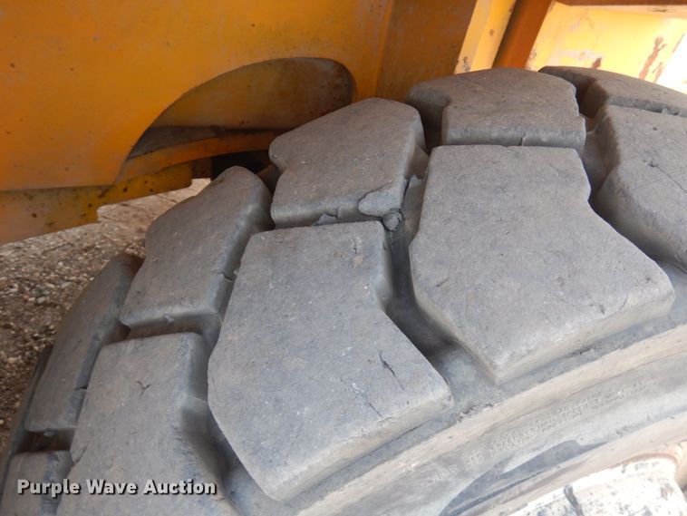 image for item KK9132 Hyster  forklift