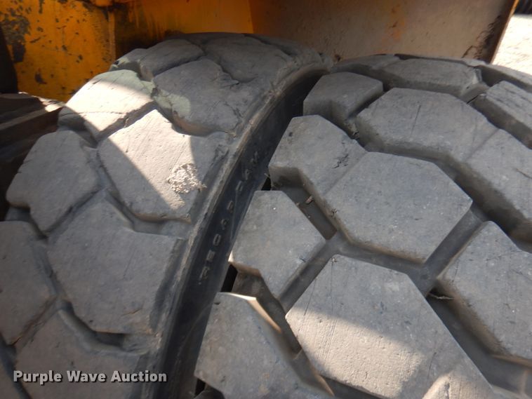 image for item KK9132 Hyster  forklift