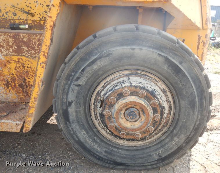 image for item KK9132 Hyster  forklift