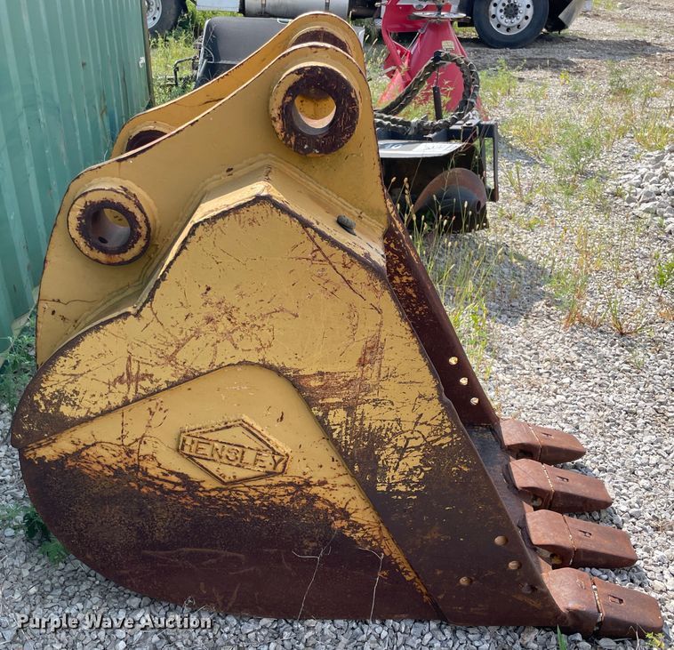 image for item KK9424 Adco 230H180  28" W excavator bucket