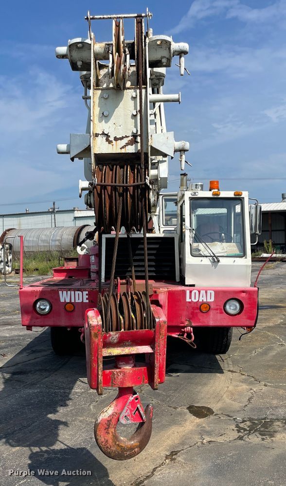 image for item KK9430 1981 FMC Link-Belt  crane