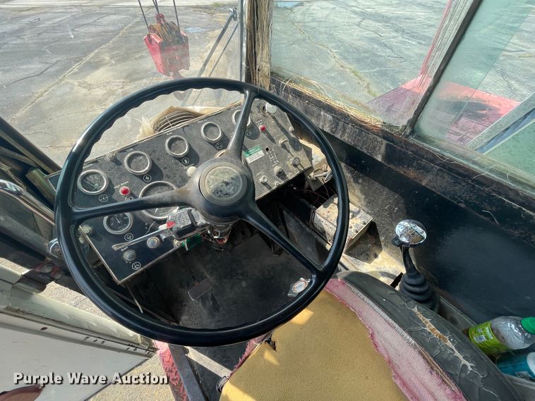 image for item KK9430 1981 FMC Link-Belt  crane