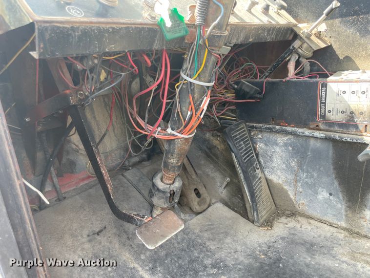 image for item KK9430 1981 FMC Link-Belt  crane