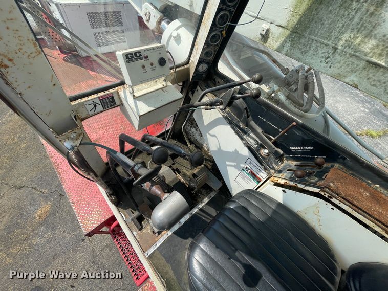 image for item KK9430 1981 FMC Link-Belt  crane