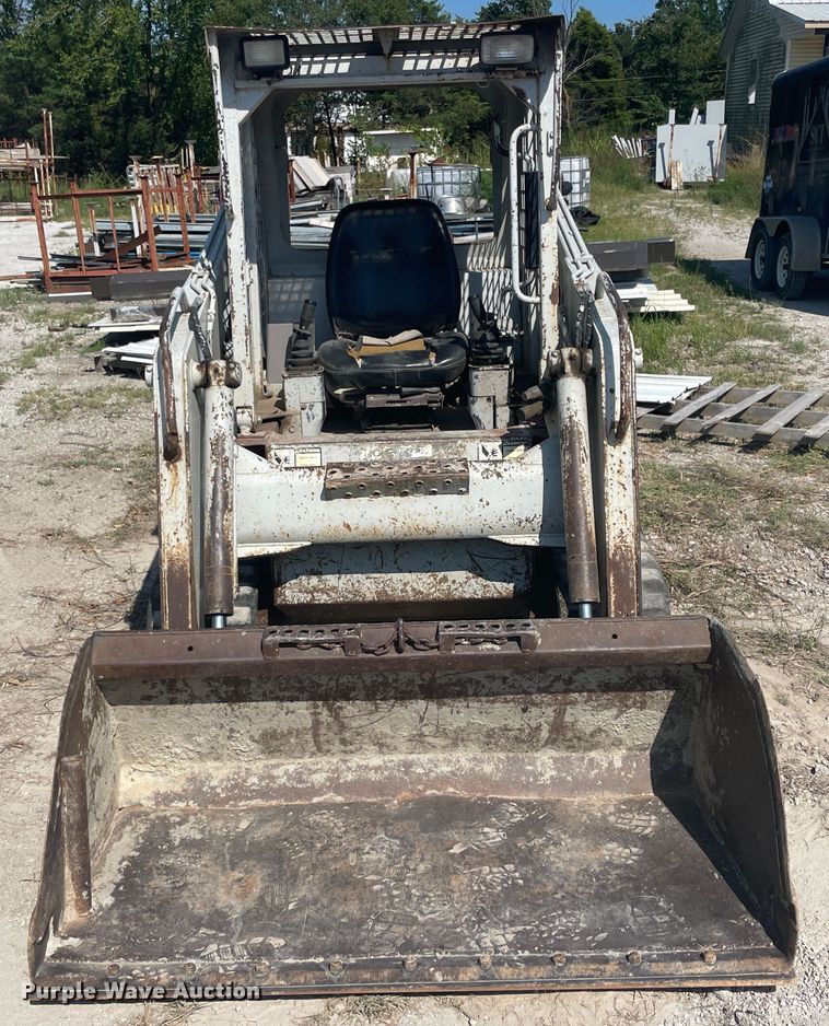 image for item KK9449 1999 Takeuchi TL126  tracked skid steer loader