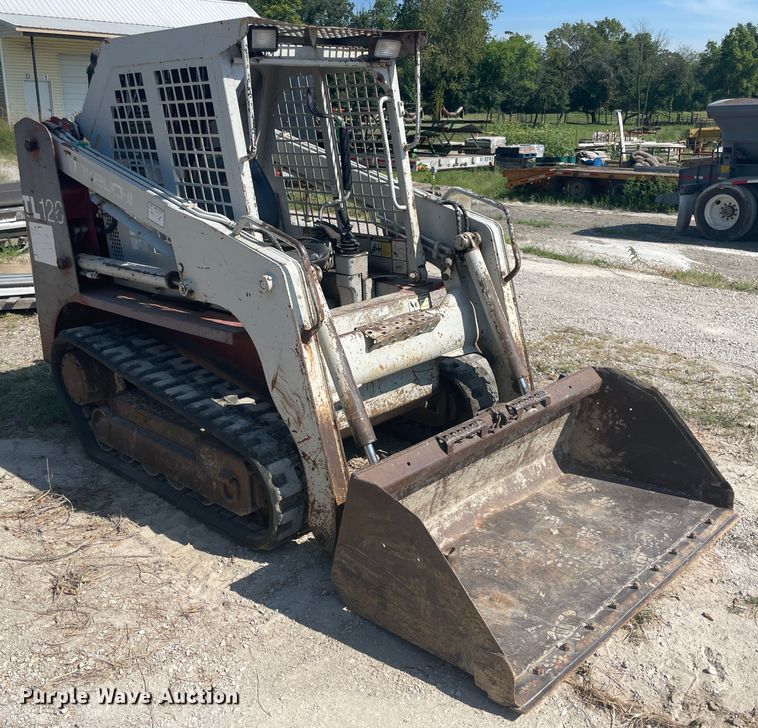 image for item KK9449 1999 Takeuchi TL126  tracked skid steer loader
