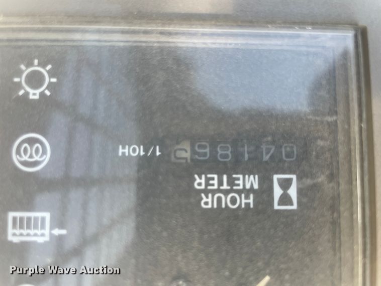 image for item KK9449 1999 Takeuchi TL126  tracked skid steer loader