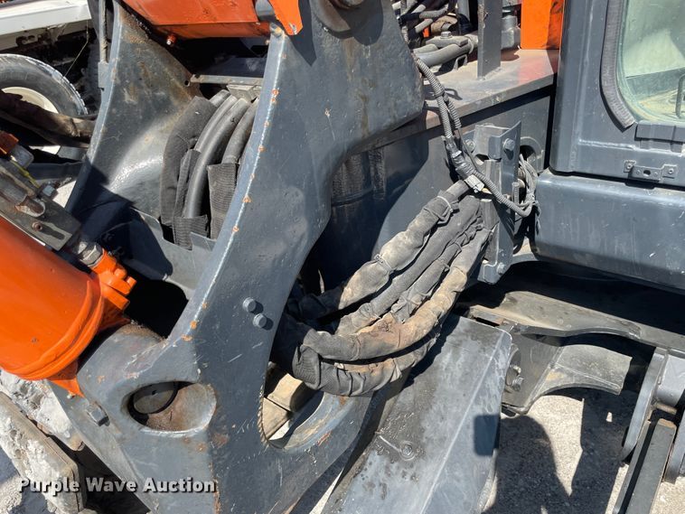 image for item KK9450 2013 Hitachi ZX85USBLC-3  mini excavator