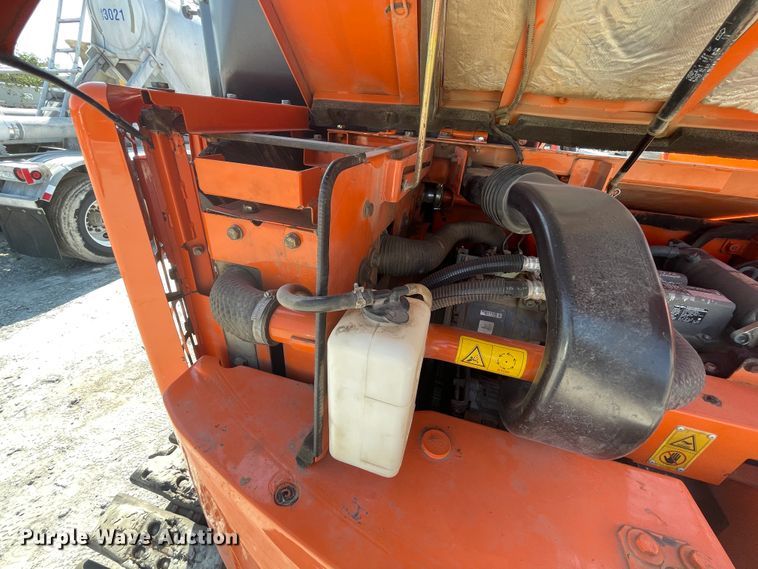 image for item KK9450 2013 Hitachi ZX85USBLC-3  mini excavator