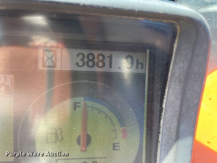 image for item KK9450 2013 Hitachi ZX85USBLC-3  mini excavator