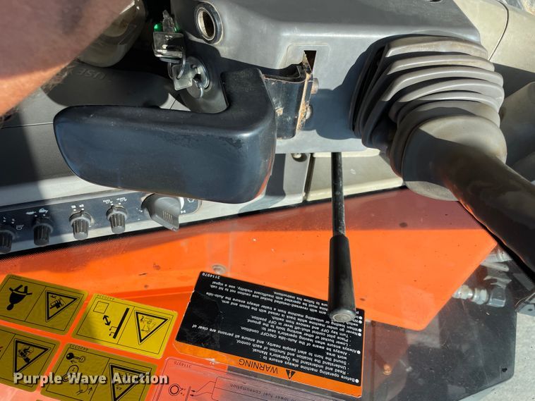 image for item KK9450 2013 Hitachi ZX85USBLC-3  mini excavator