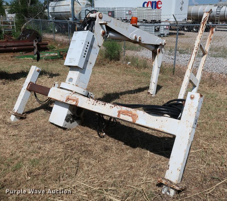 image for item KQ9774 1998 Stellar 320  crane