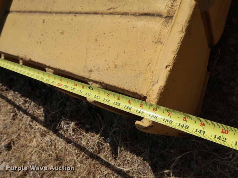 image for item KQ9776 Caterpillar D10N  dozer blade and counter weights