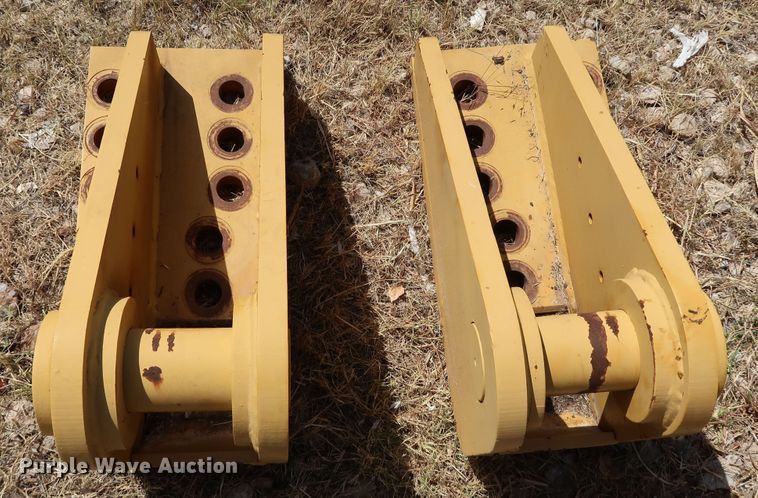 image for item KQ9776 Caterpillar D10N  dozer blade and counter weights