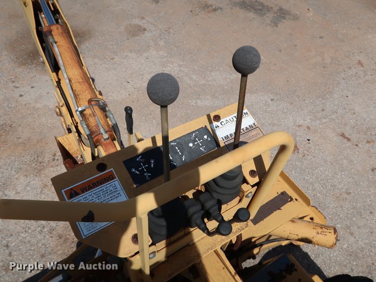 image for item KQ9778 Case 860  trencher