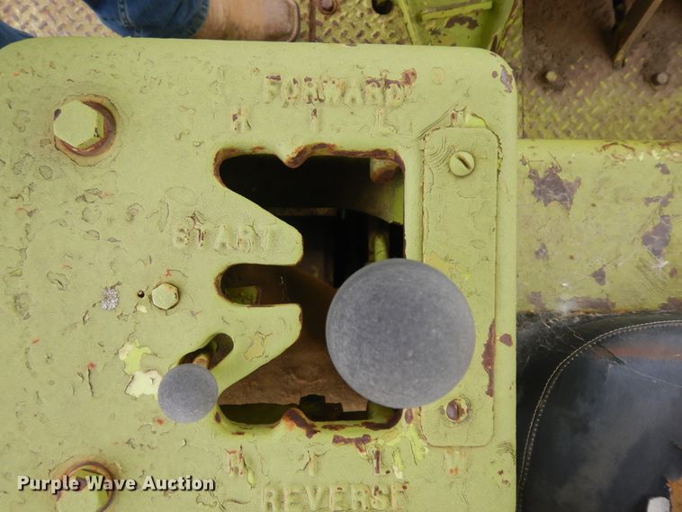 image for item KU9319 1970 Terex 82-40  dozer