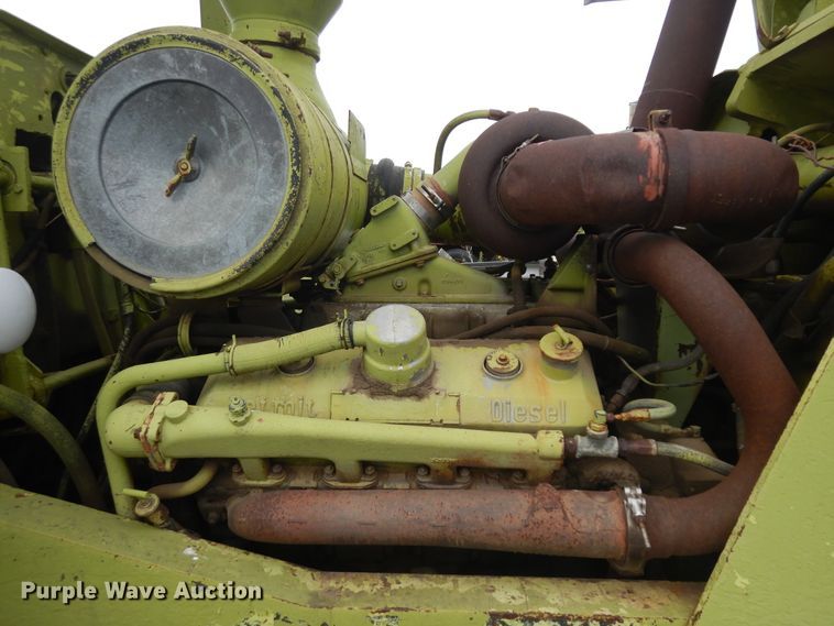 image for item KU9319 1970 Terex 82-40  dozer