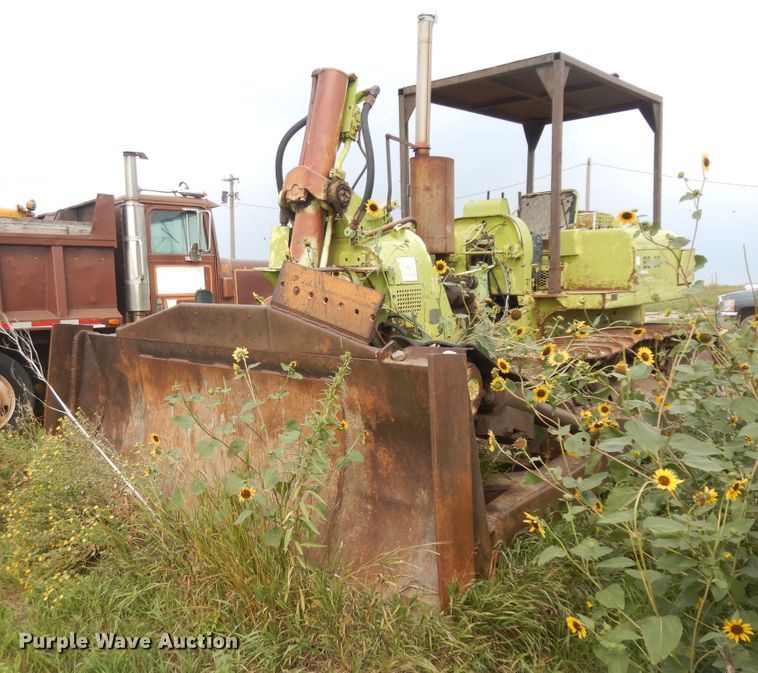 image for item KU9320 Terex 82-30  dozer