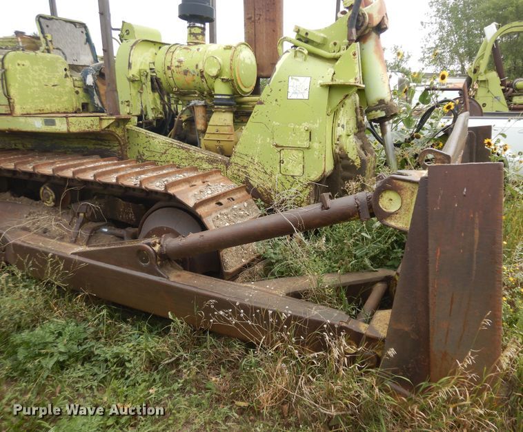 image for item KU9320 Terex 82-30  dozer