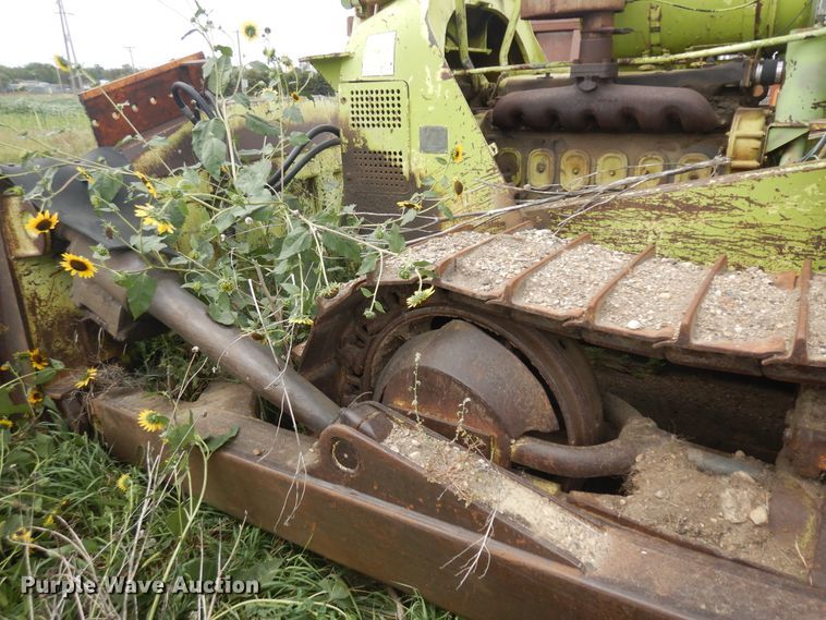 image for item KU9320 Terex 82-30  dozer