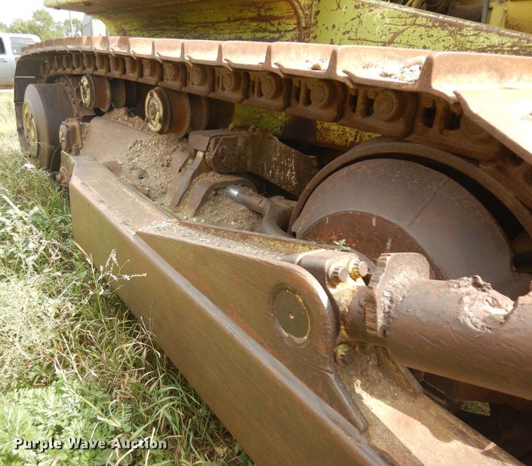 image for item KU9320 Terex 82-30  dozer