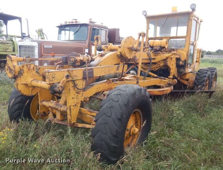 image for item KU9321 Caterpillar  rigid frame motor grader