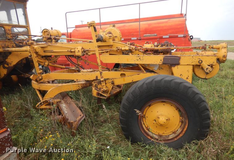 image for item KU9321 Caterpillar  rigid frame motor grader